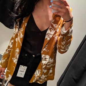 Zara - Linen Blazer